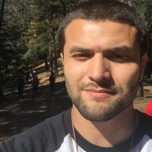 Meet your Posher, Chris